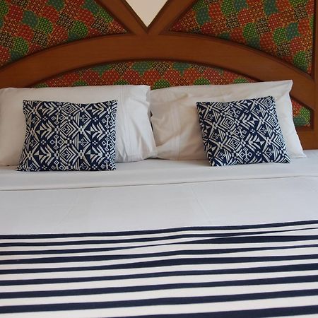 Waree'S Guesthouse Kata Beach  Eksteriør billede