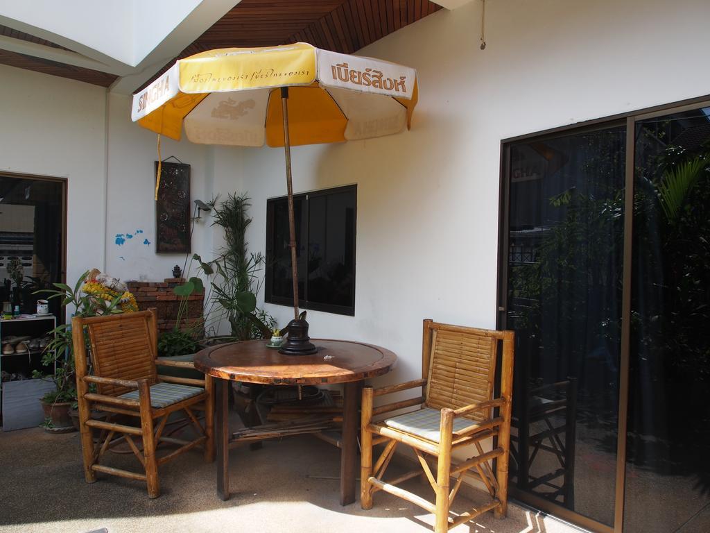 Waree'S Guesthouse Kata Beach  Eksteriør billede