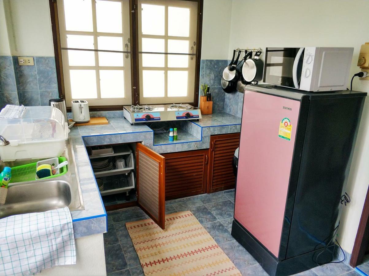Waree'S Guesthouse Kata Beach  Eksteriør billede