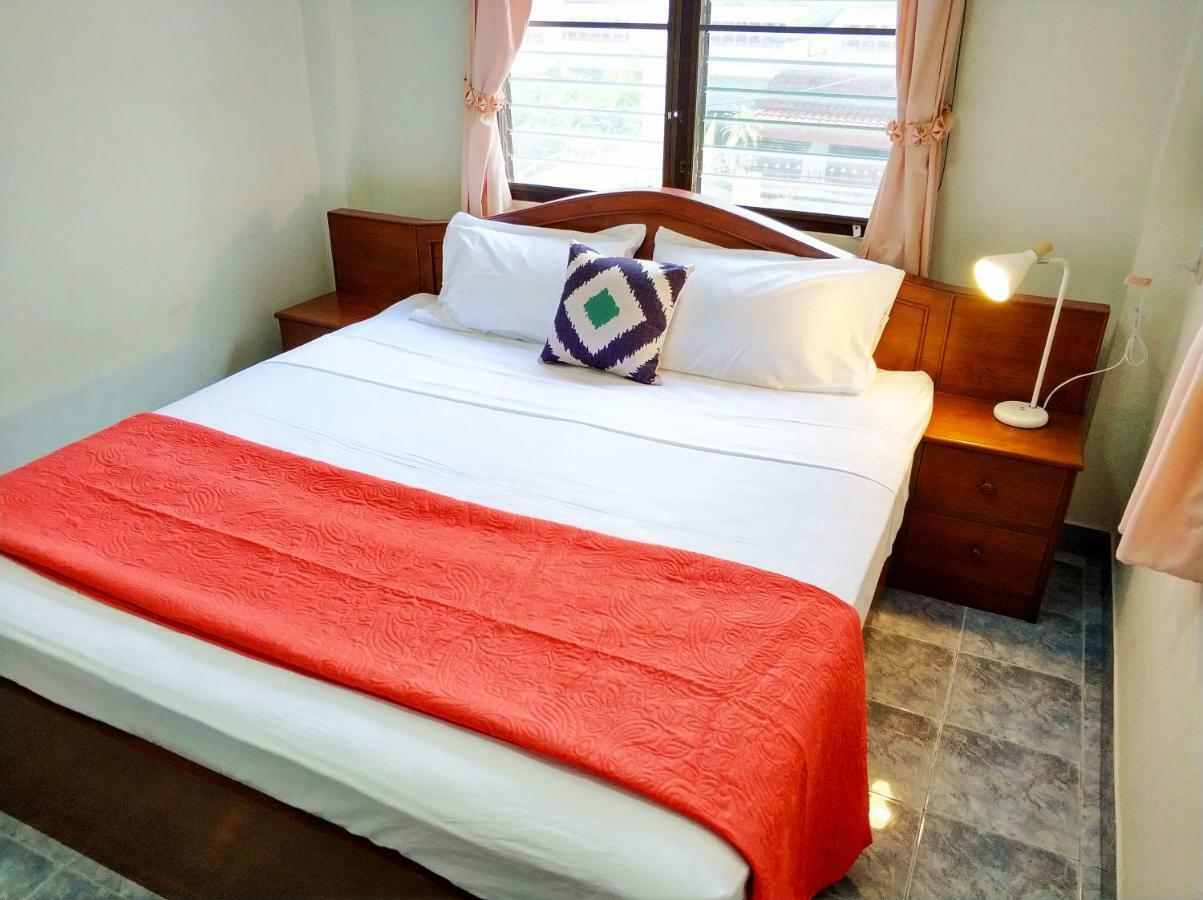 Waree'S Guesthouse Kata Beach  Eksteriør billede