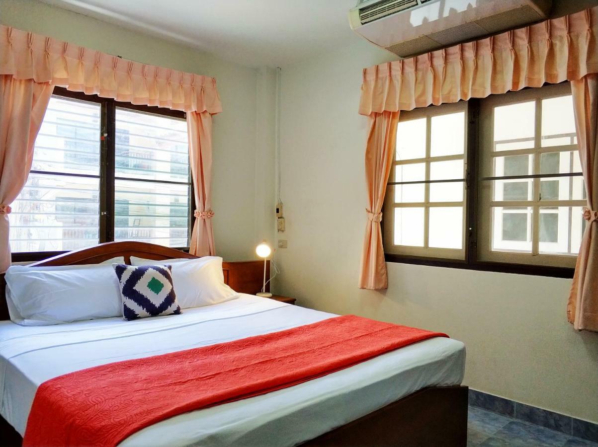 Waree'S Guesthouse Kata Beach  Eksteriør billede