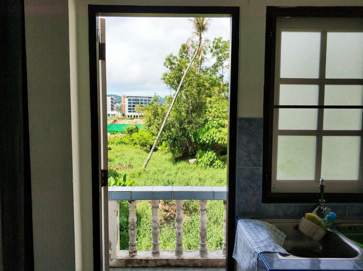 Waree'S Guesthouse Kata Beach  Eksteriør billede